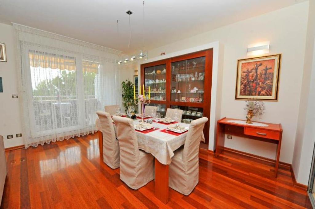 Luxury Seaside Apartment สปลิท ภายนอก รูปภาพ