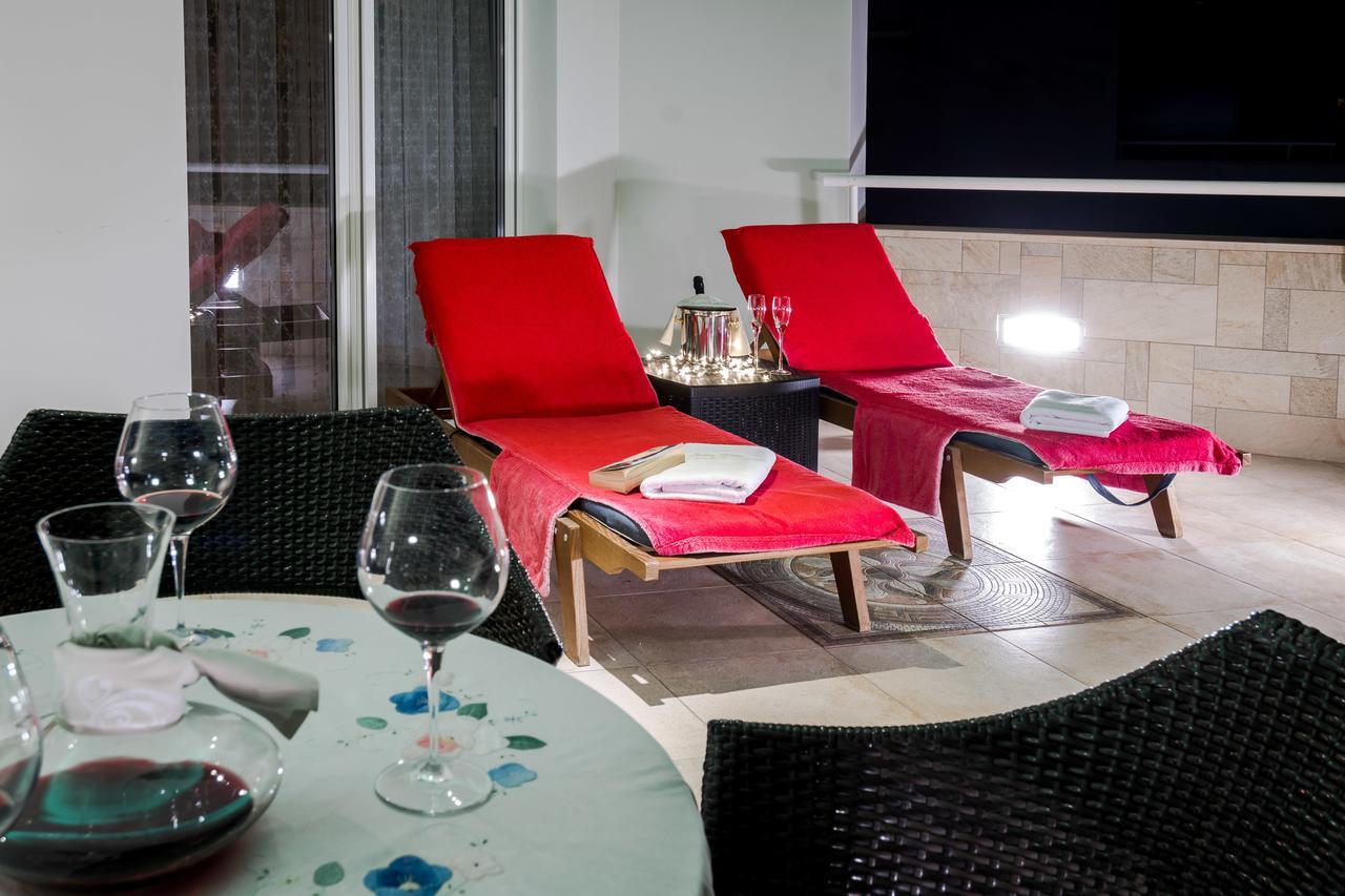 Luxury Seaside Apartment สปลิท ภายนอก รูปภาพ