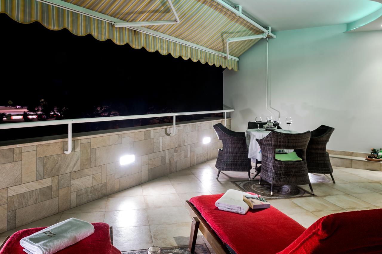 Luxury Seaside Apartment สปลิท ภายนอก รูปภาพ