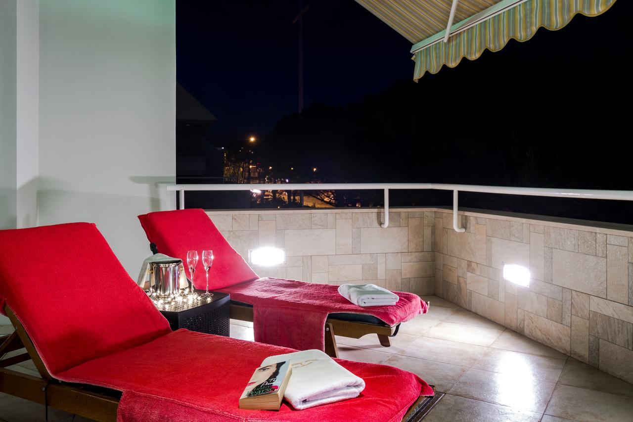 Luxury Seaside Apartment สปลิท ภายนอก รูปภาพ